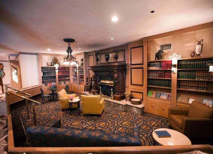 Lounge Photo