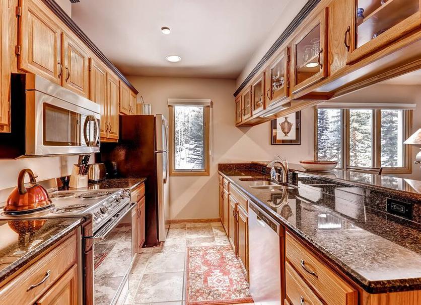 Kitchen Photo