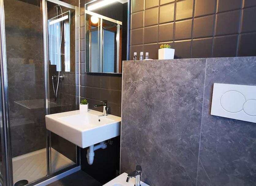 Bathroom Photo