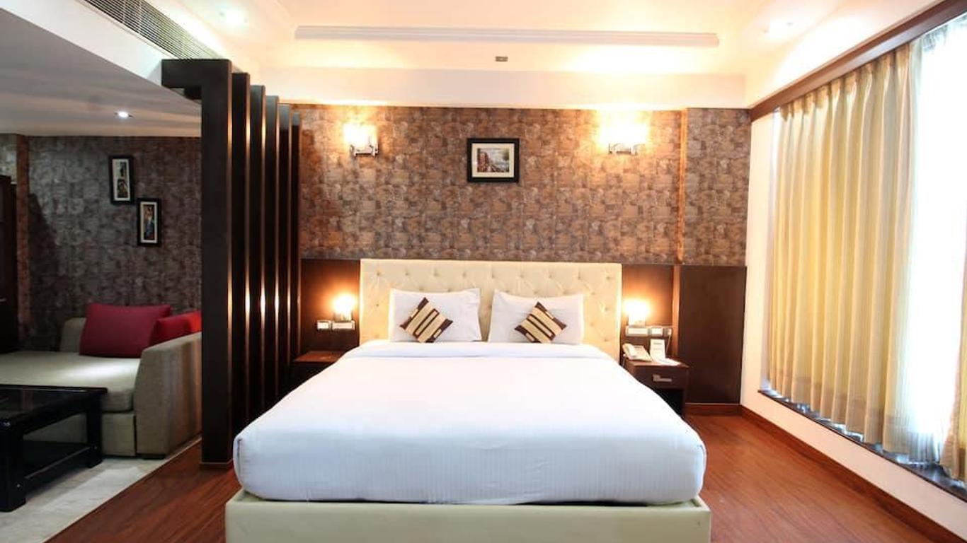 Hotel signature grand