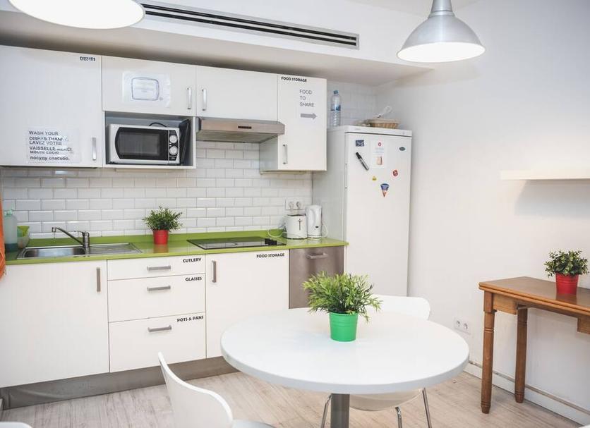 Kitchen Photo