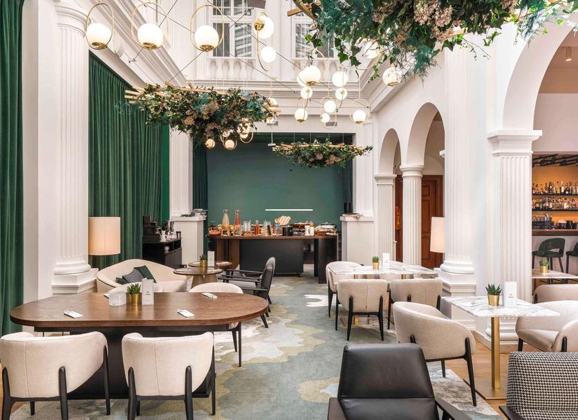 Restaurant Photo