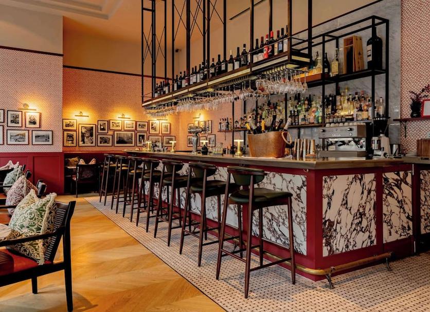 Bar Photo