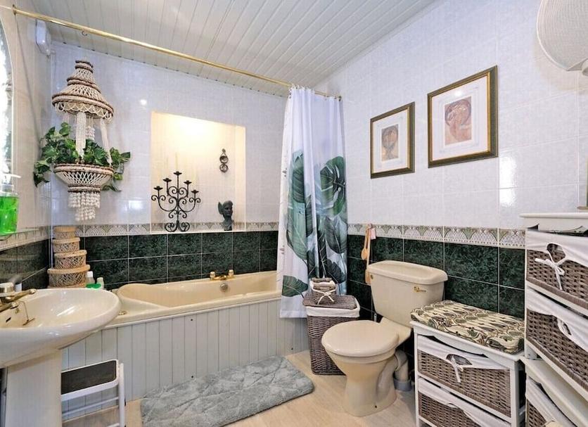Bathroom Photo