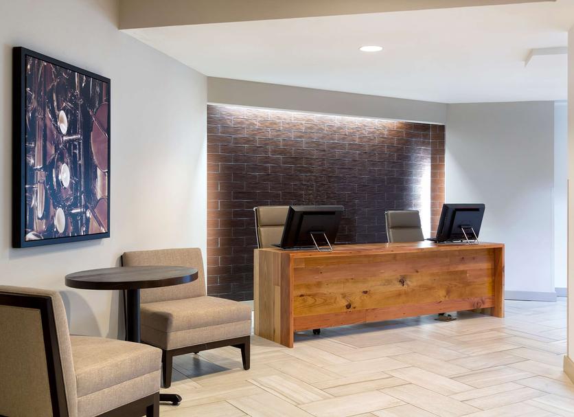 Front desk Photo