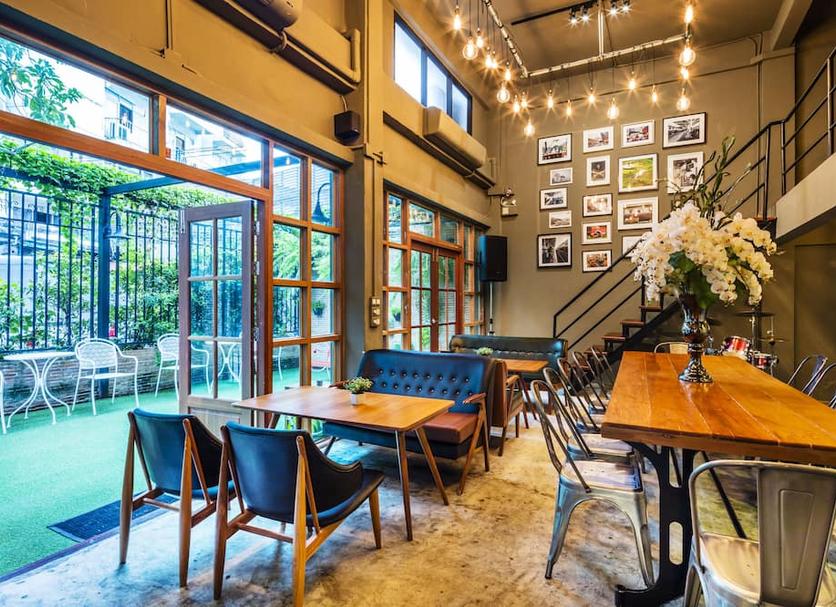 Restaurant Photo