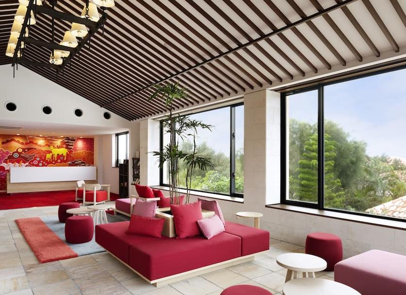 Lounge Photo