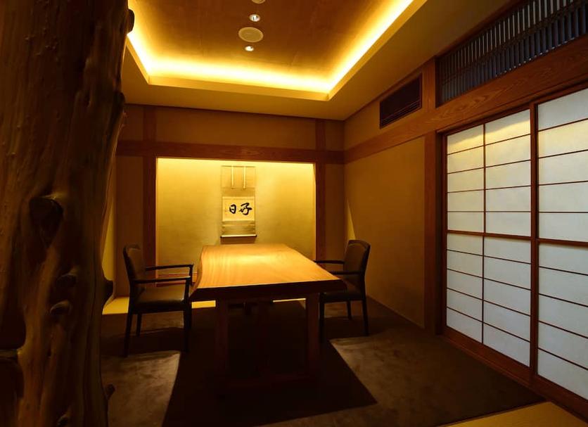 Dining room Photo