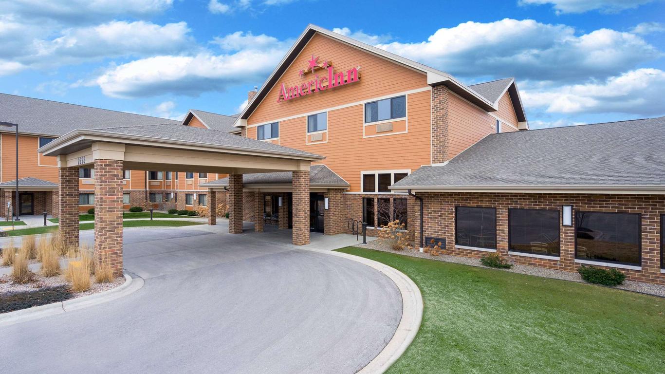 AmericInn Lodge & Suites Green Bay East