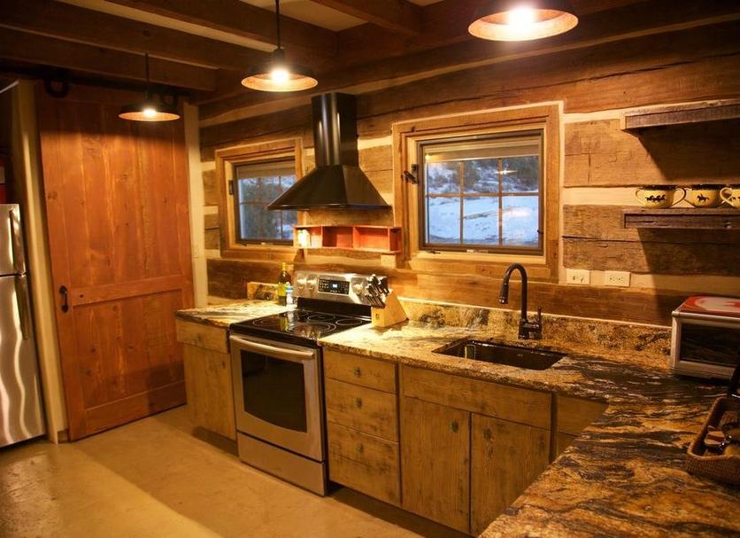 Kitchen Photo