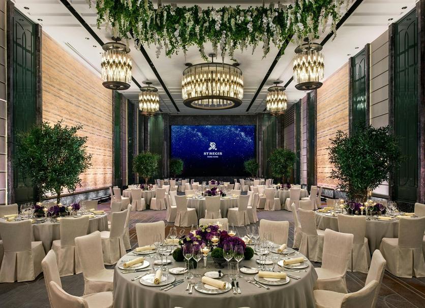 Banquet hall Photo