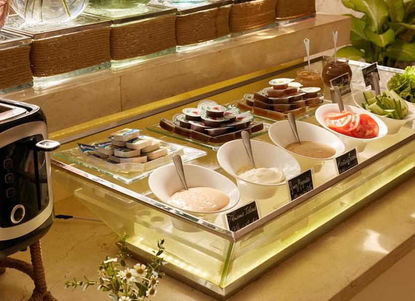 Buffet Photo