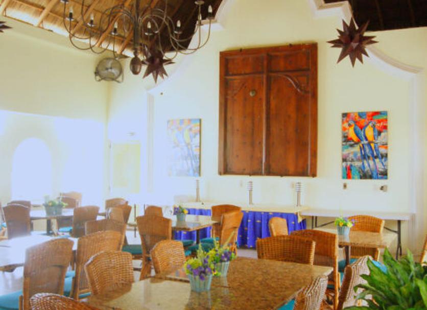 Dining room Photo