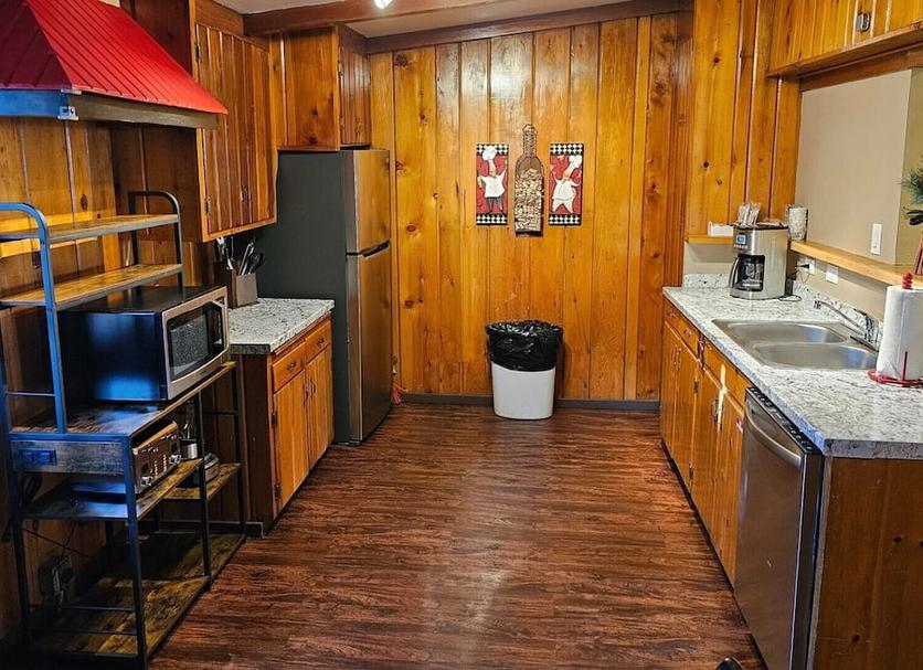 Kitchen Photo