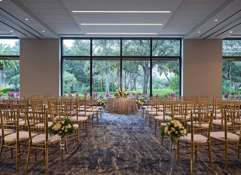 Banquet hall Photo