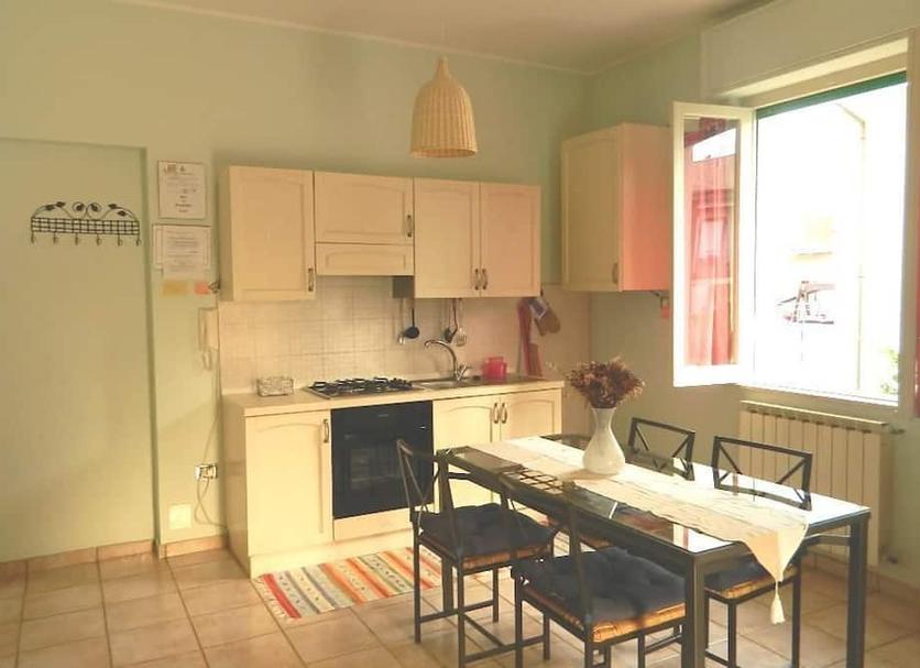 Kitchen Photo