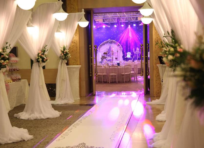 Banquet hall Photo
