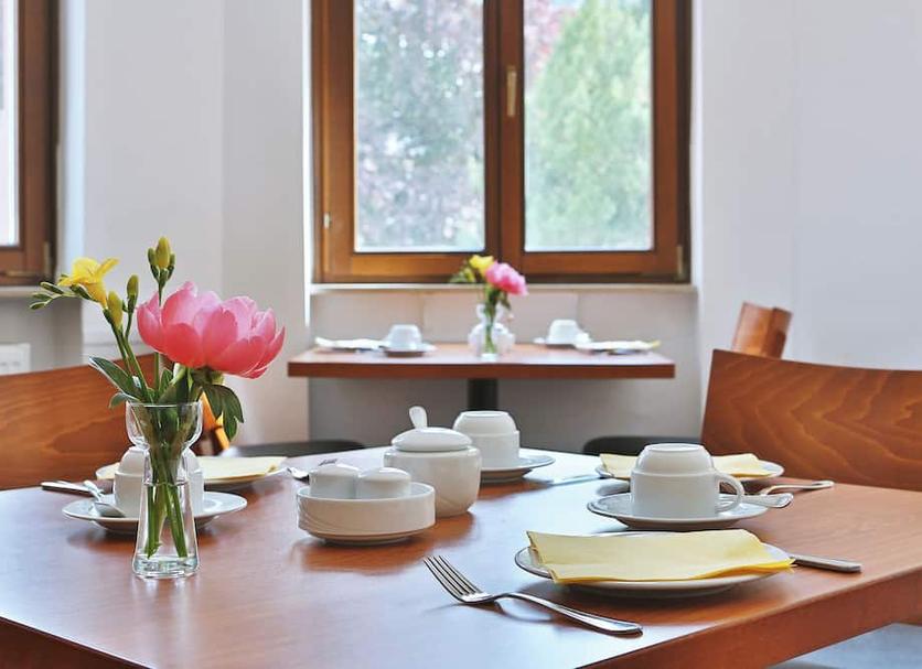 Dining room Photo