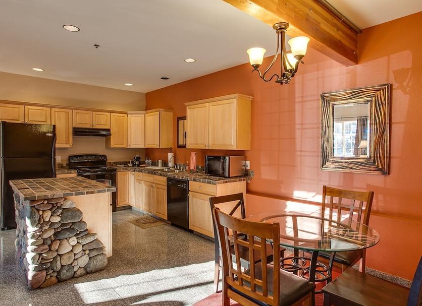 Kitchen Photo