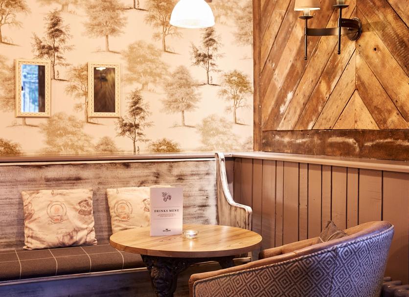 Restaurant Photo