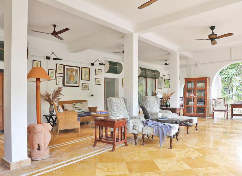 Living room Photo