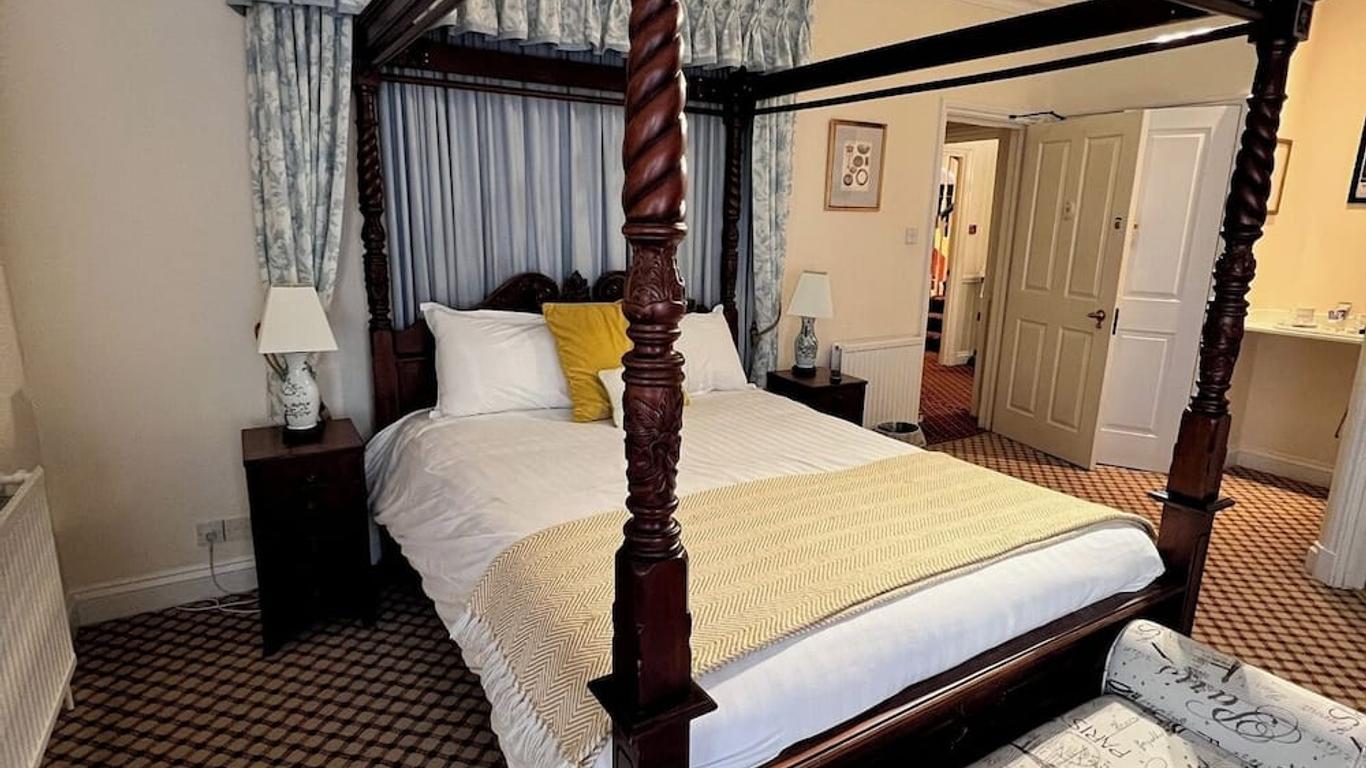 Haley's Hotel