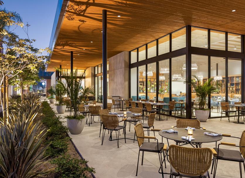 Restaurant Photo