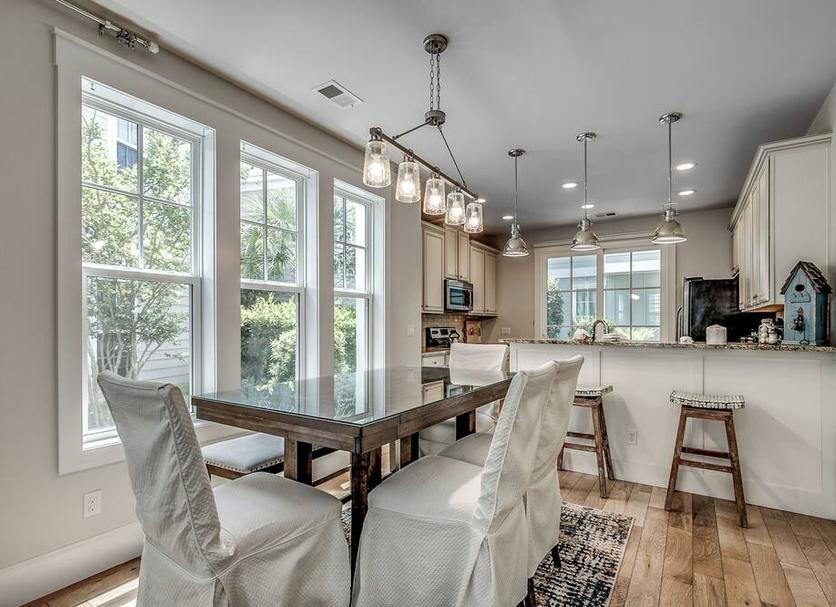 Dining room Photo