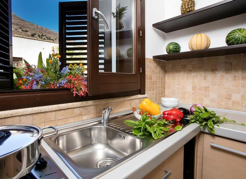 Kitchen Photo
