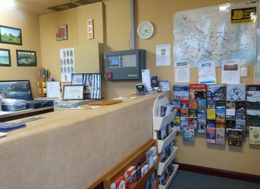 Front desk Photo