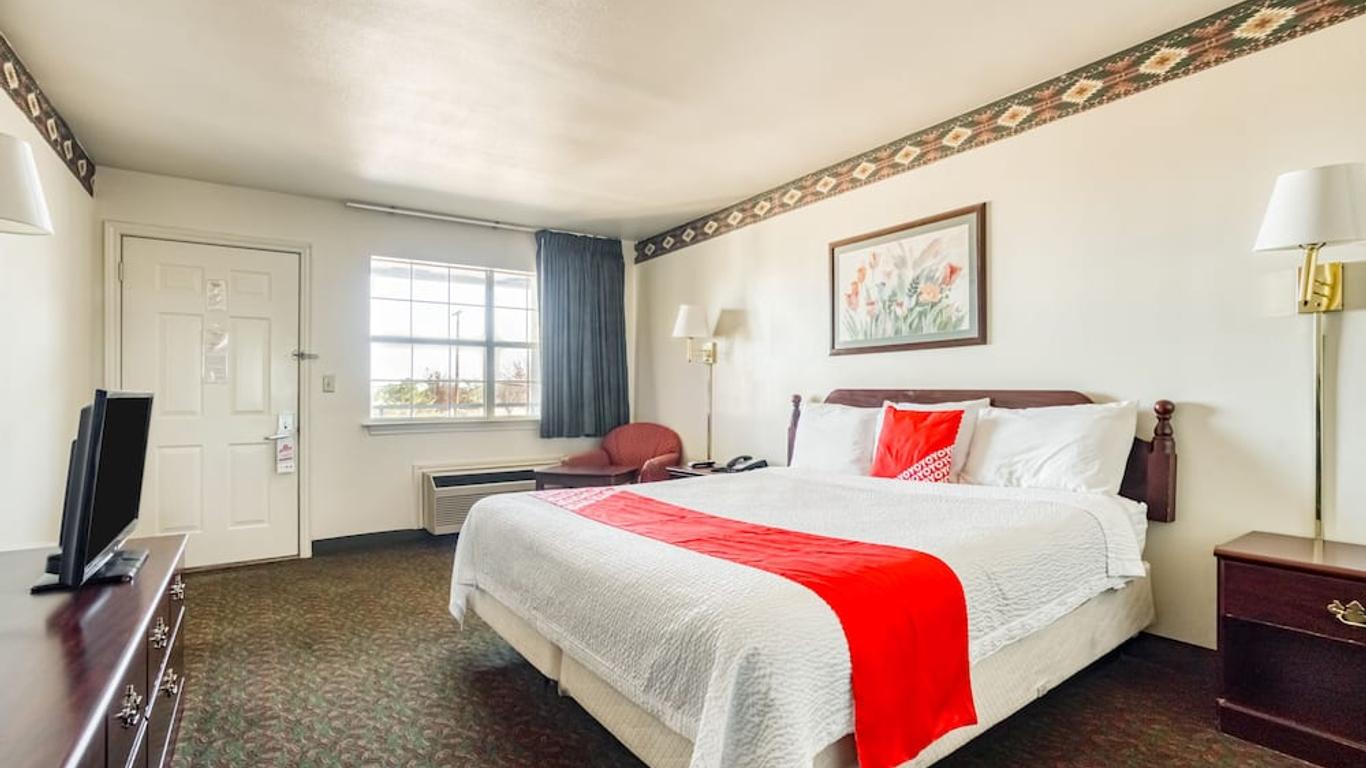 OYO Hotel Wichita Falls I-44 Sheppard Airforce