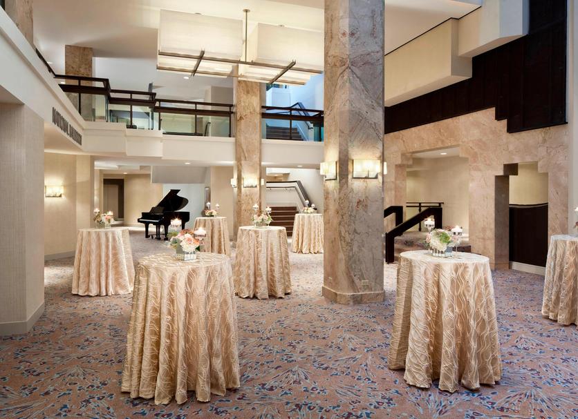 Banquet hall Photo