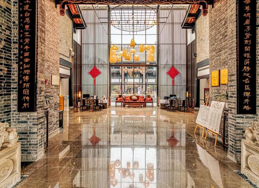 Lobby Photo