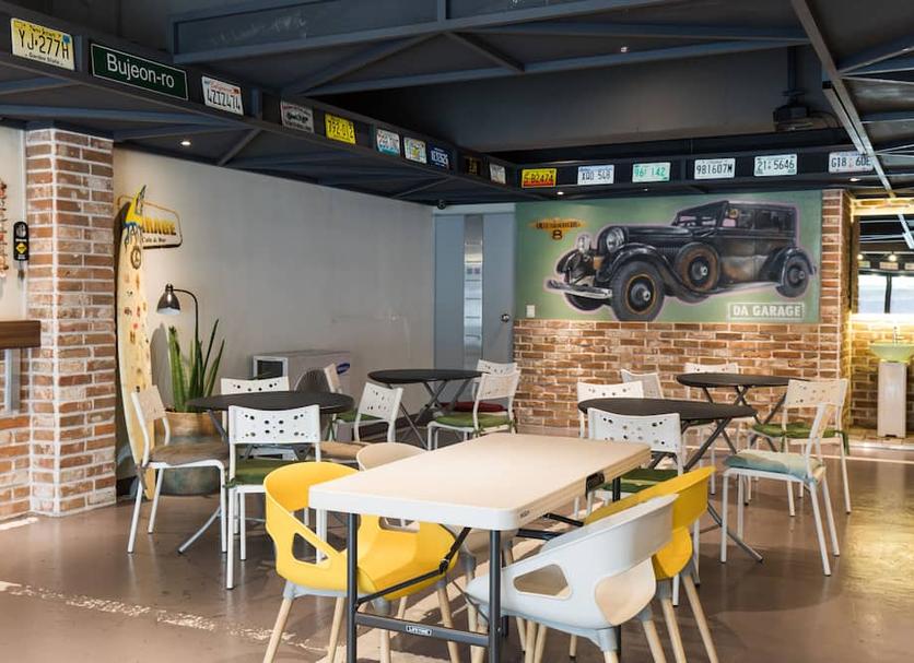 Restaurant Photo