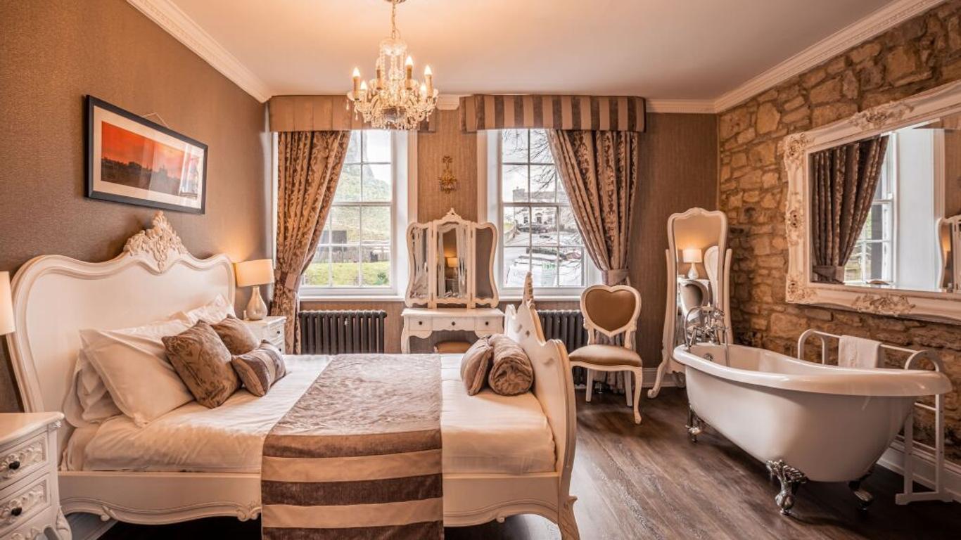 The Sun Hotel