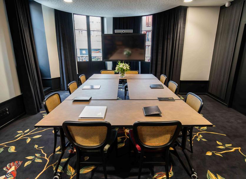 Conference room Photo