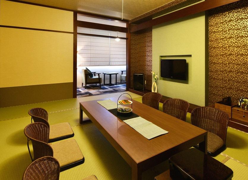 Dining room Photo