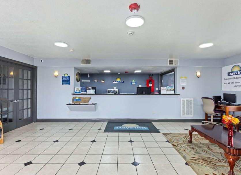 Front desk Photo