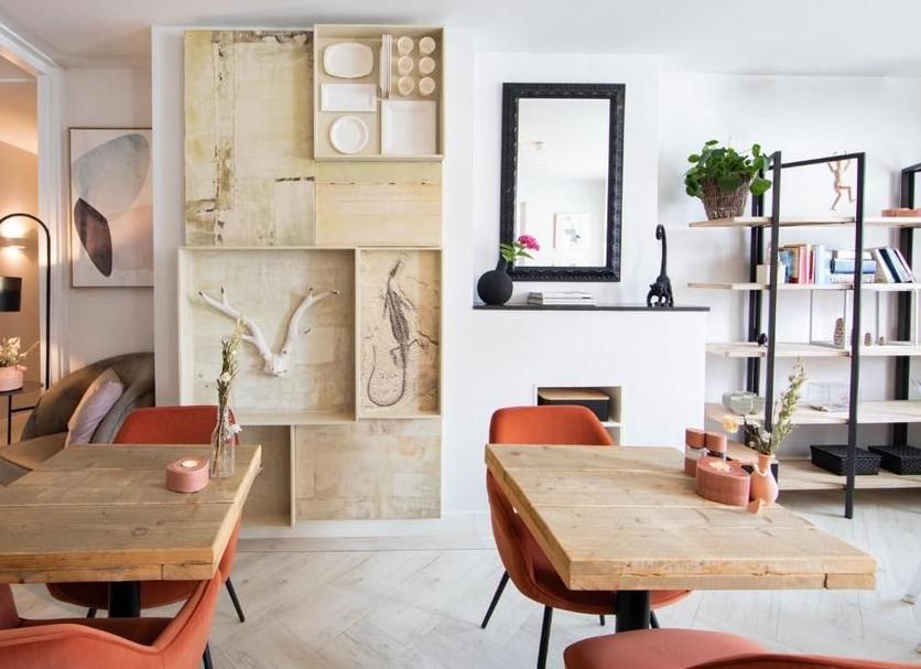 Dining room Photo