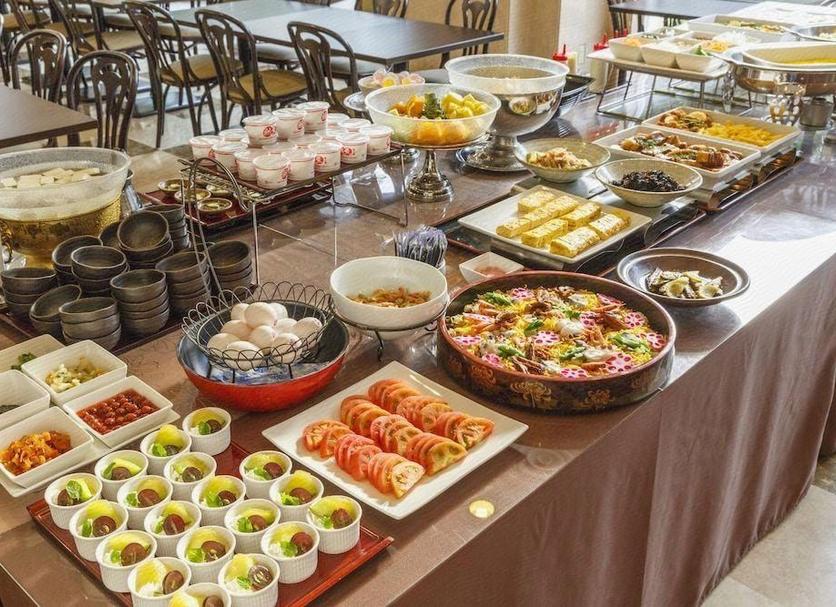Buffet Photo