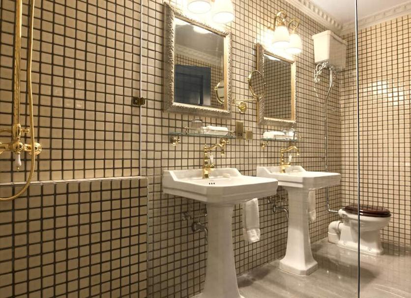 Bathroom Photo