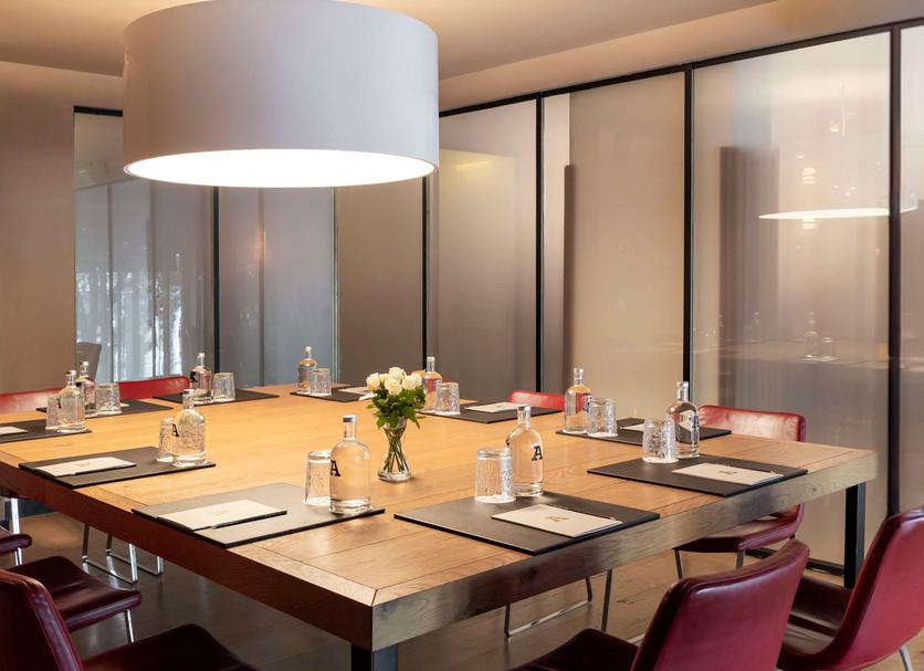 Conference room Photo