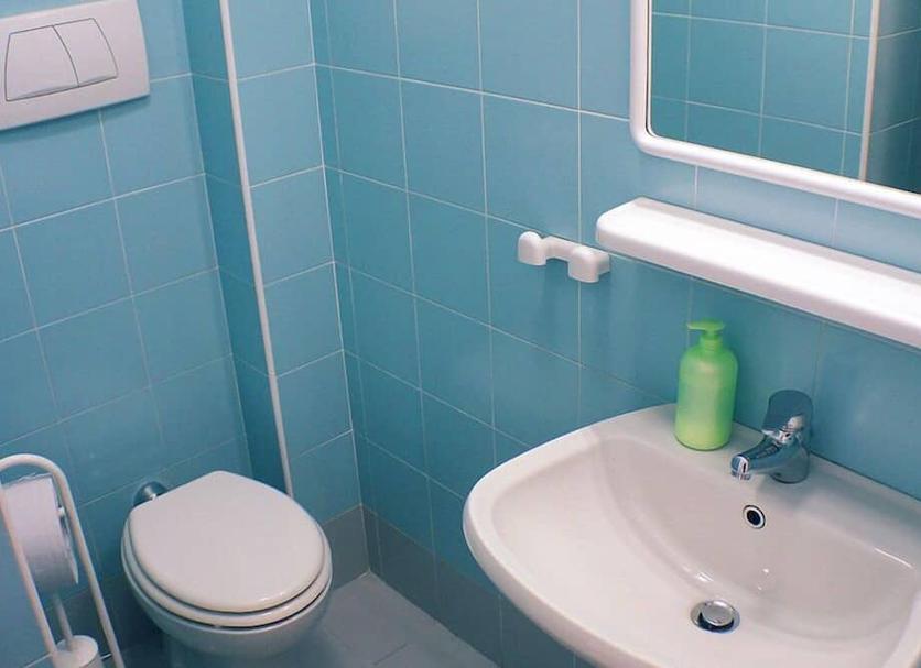 Bathroom Photo