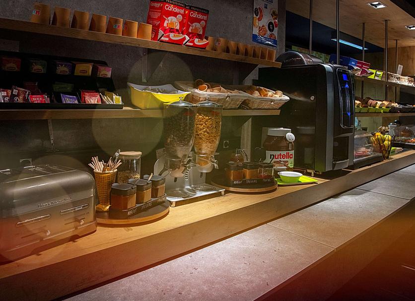 Buffet Photo