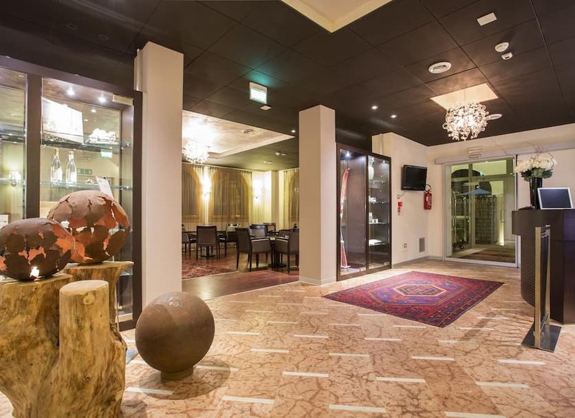 Lobby Photo