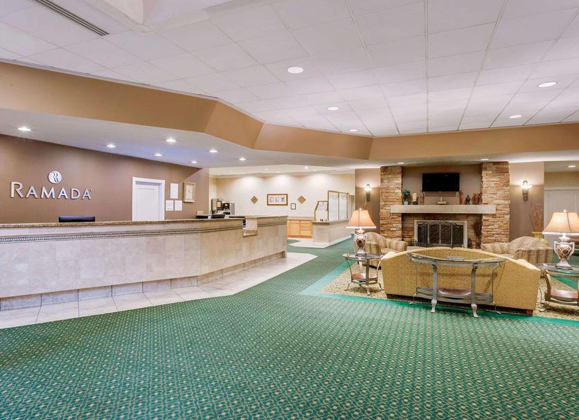 Front desk Photo