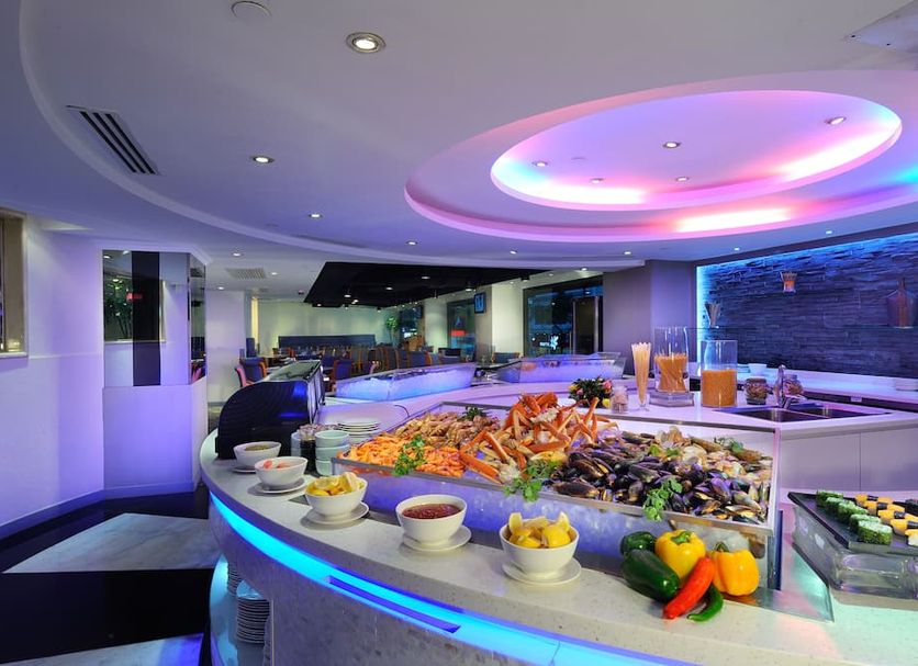 Buffet Photo