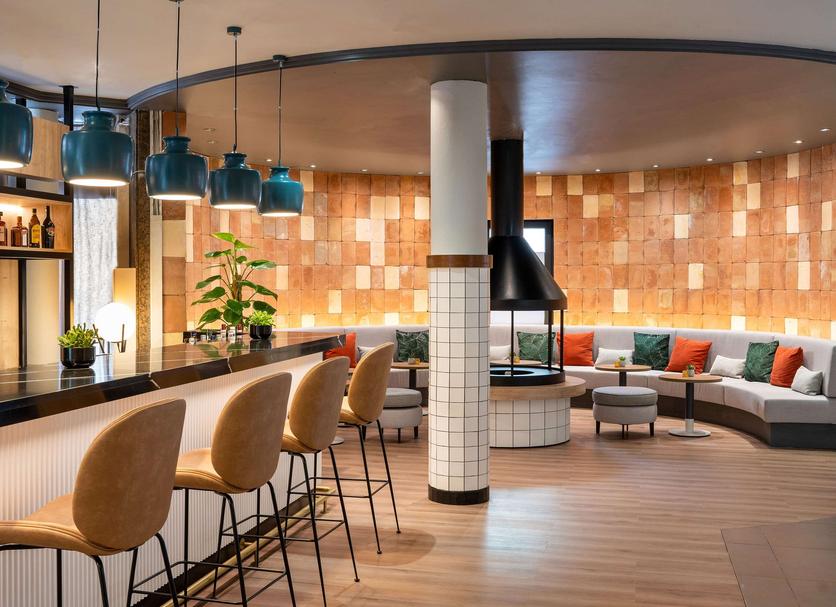 Bar Photo