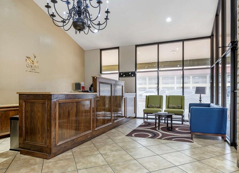 Front desk Photo