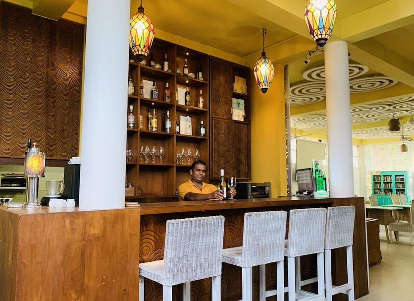 Bar Photo